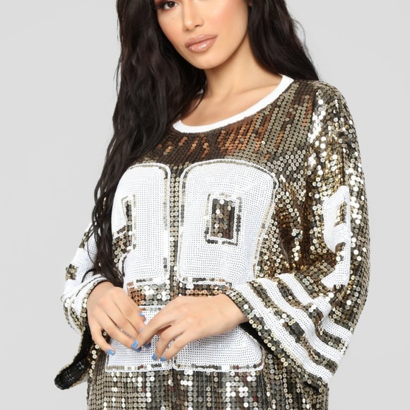 *ONE LEFT* Gold Sequin Jersey Dress ✨ - Picture 4 of 5